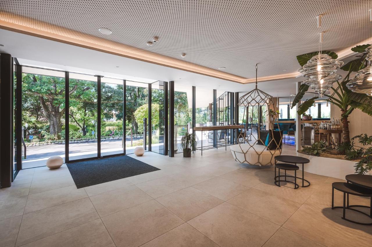 Hotel Wiesenhof Lagundo Exterior photo