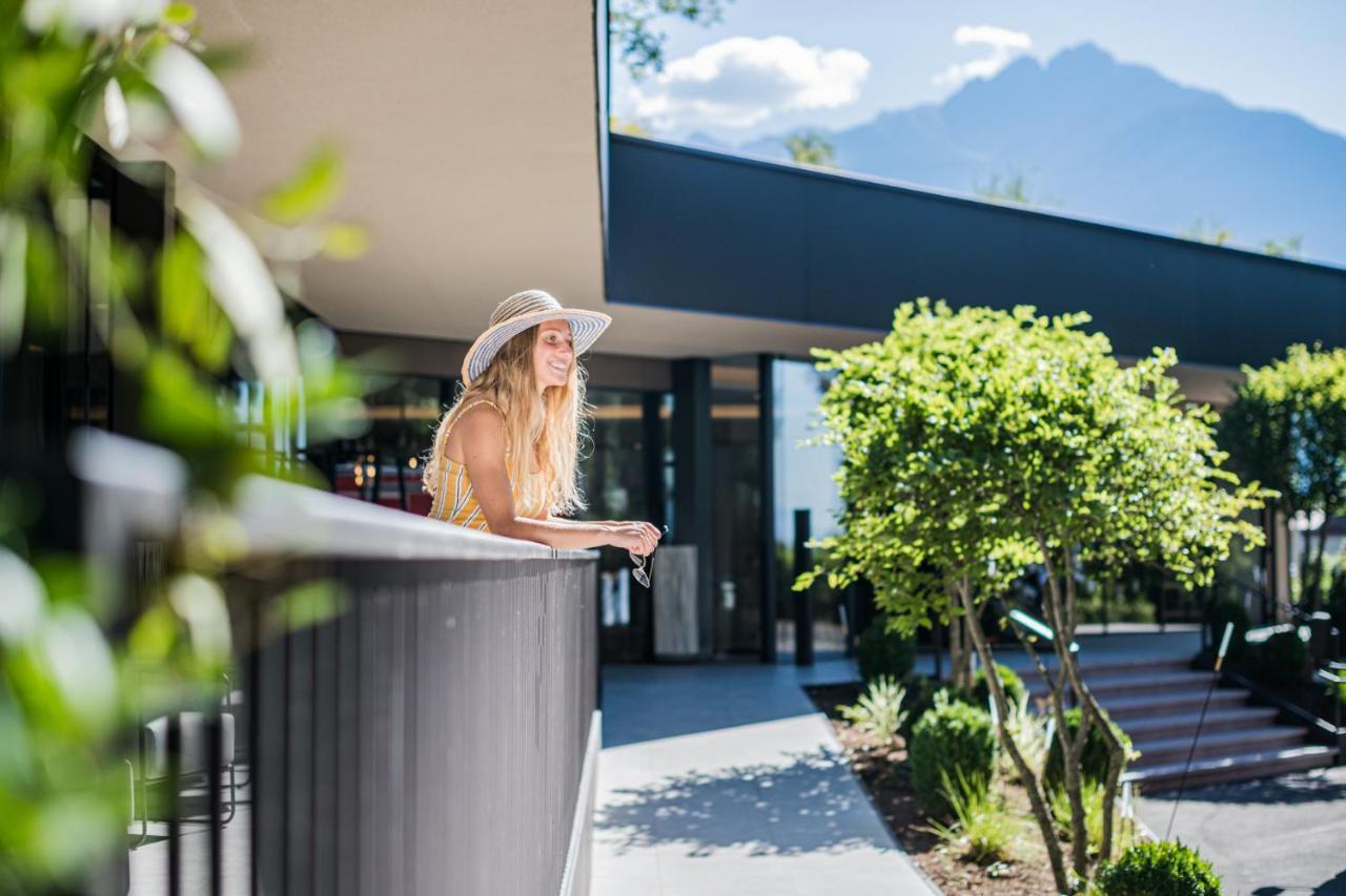 Hotel Wiesenhof Lagundo Exterior photo